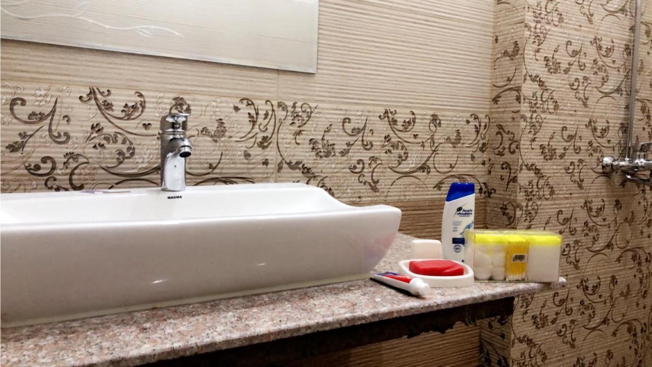 פייסלאבאד Fully Serviced Holiday Home Near Lyallpur Galleria מראה חיצוני תמונה